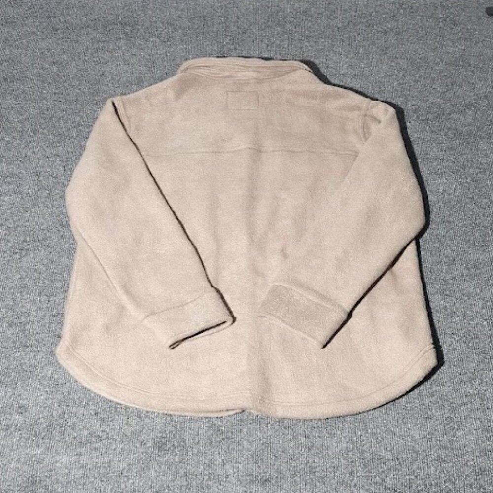 Thread & Supply Women's Shacket in size Medium - Picture 2 of 3